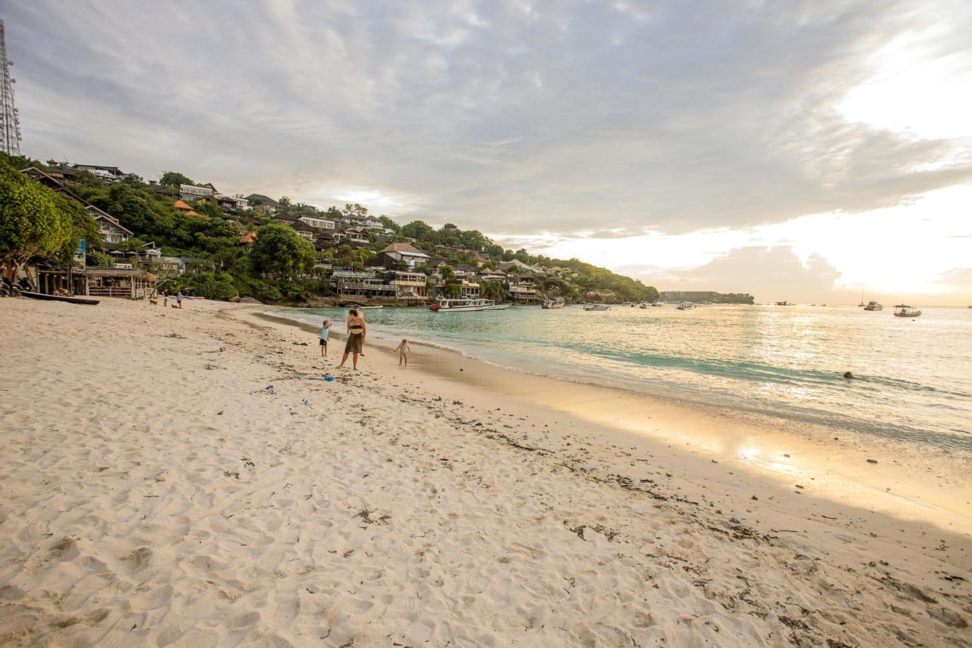 Villa Lanie Lembongan Экстерьер фото