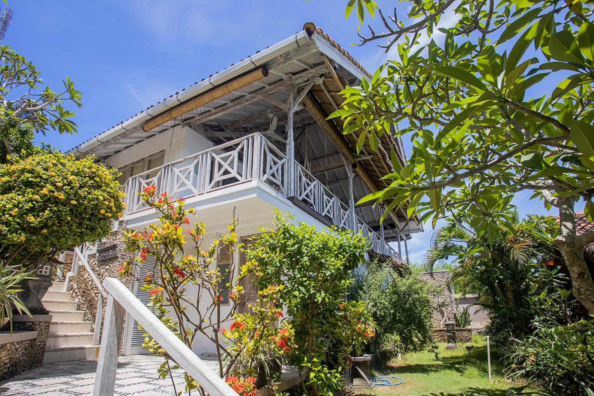 Villa Lanie Lembongan Экстерьер фото