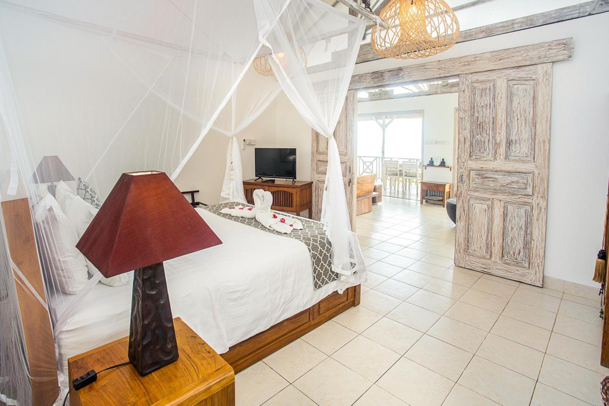 Villa Lanie Lembongan Экстерьер фото